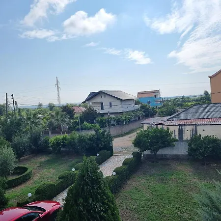 Liora's Vila Lac